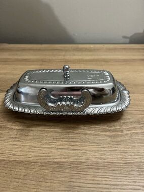 Silver Plated Covered Butter Dish - Ornate Handle